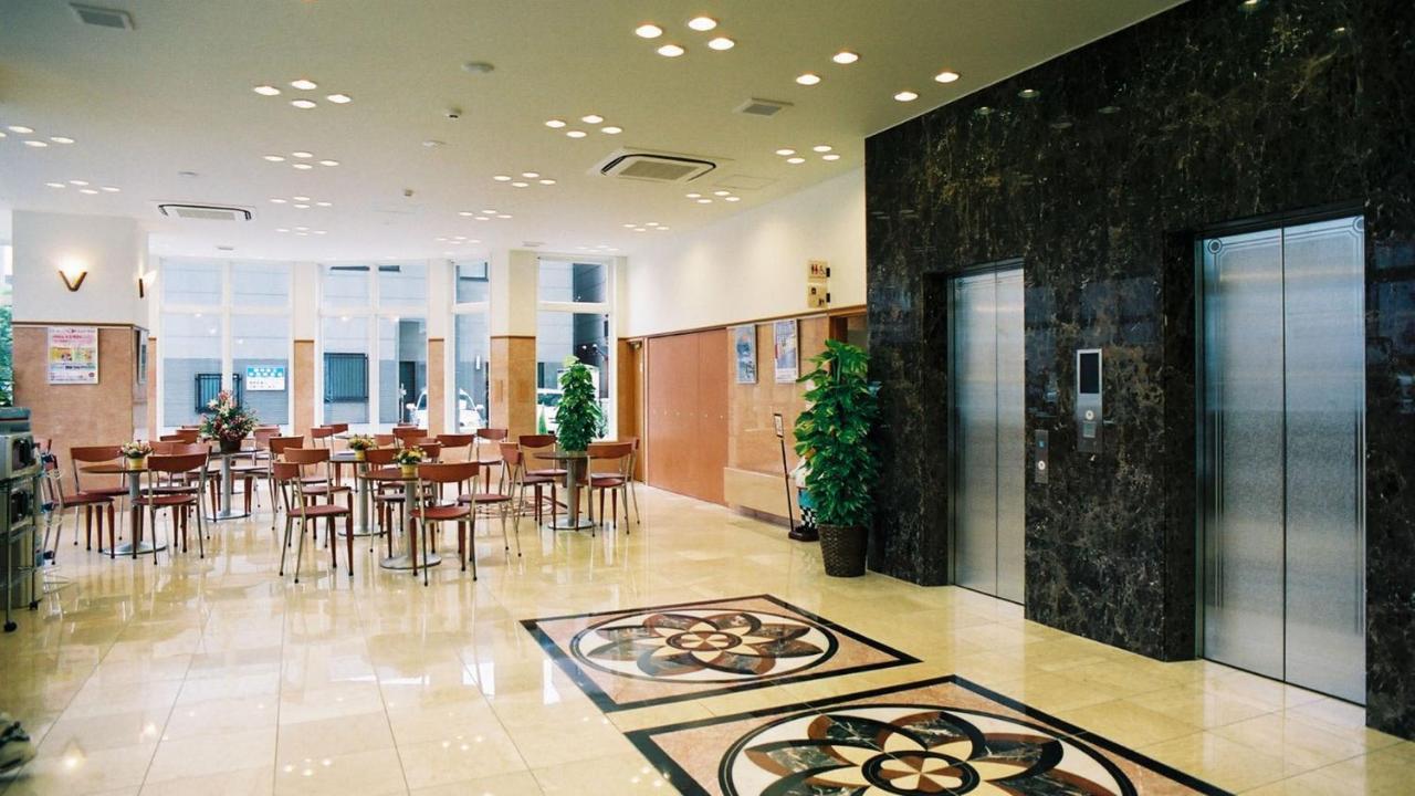 Toyoko Inn Kanazawa-Eki Higashi-Guchi Экстерьер фото