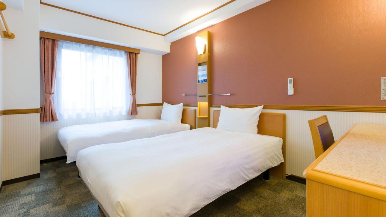Toyoko Inn Kanazawa-Eki Higashi-Guchi Экстерьер фото