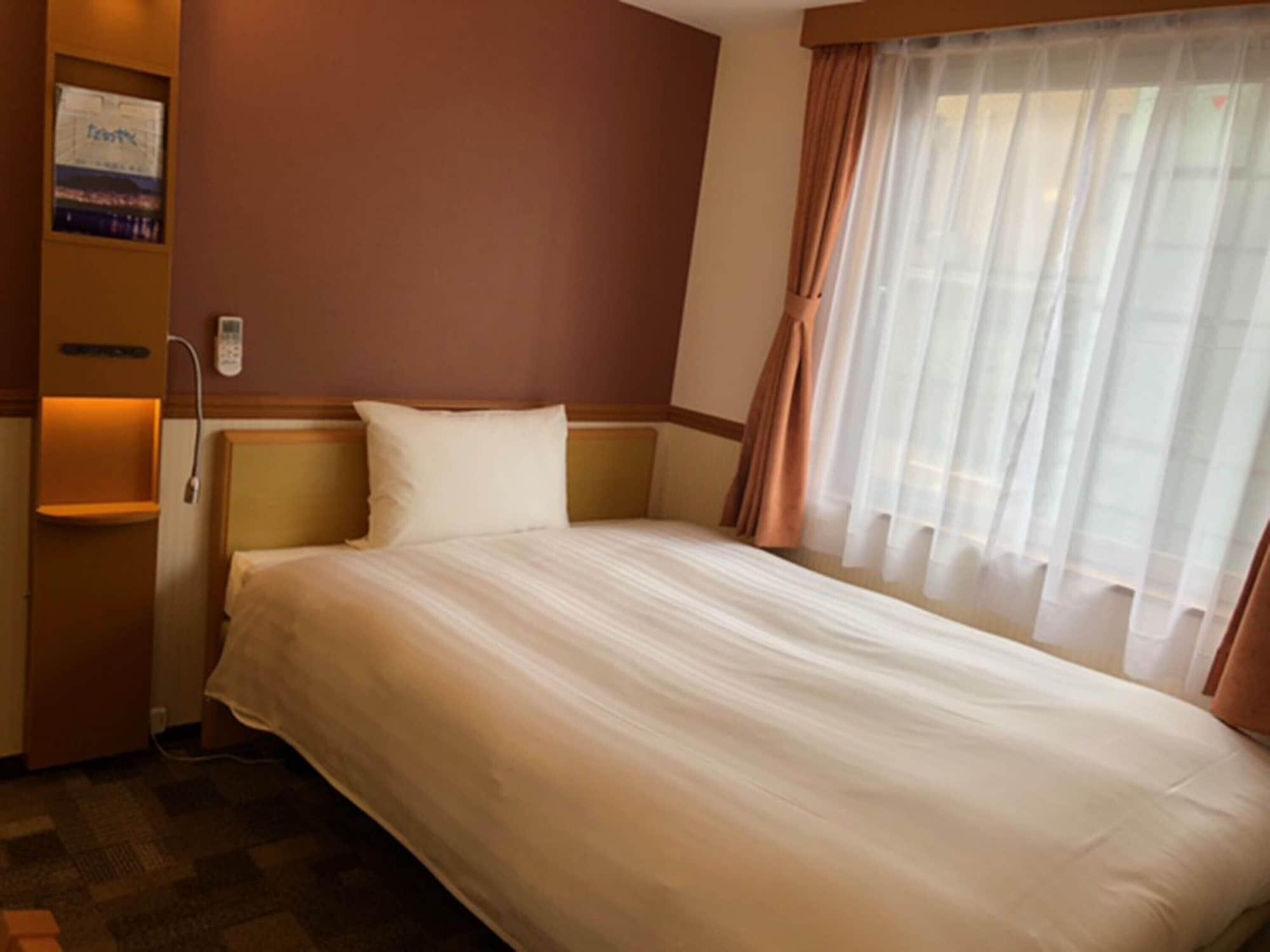 Toyoko Inn Kanazawa-Eki Higashi-Guchi Экстерьер фото