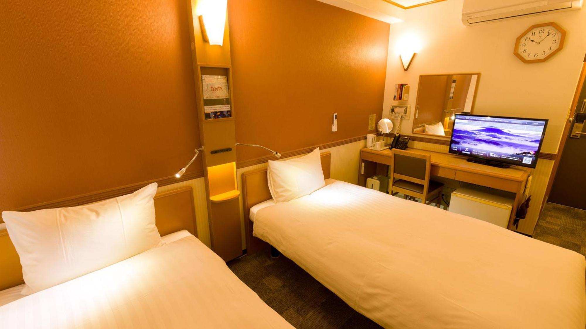 Toyoko Inn Kanazawa-Eki Higashi-Guchi Номер фото