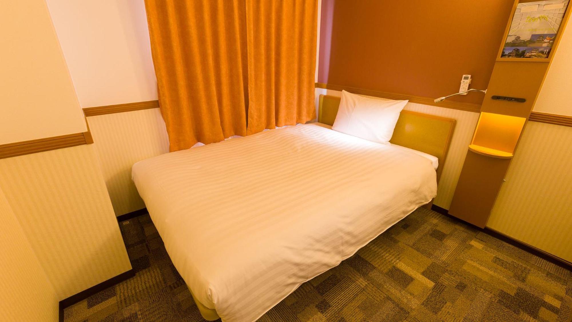 Toyoko Inn Kanazawa-Eki Higashi-Guchi Номер фото