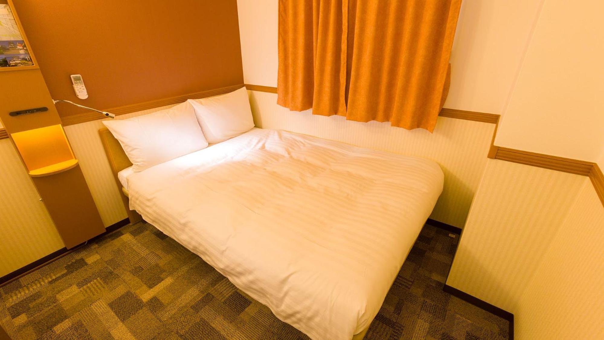 Toyoko Inn Kanazawa-Eki Higashi-Guchi Номер фото